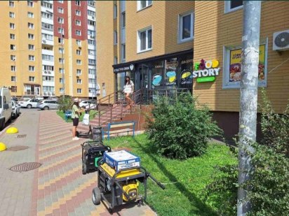 Продаж приміщення з орендарями.Крістер град.Варшавський.Данченко 3. Київ