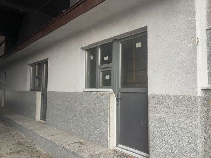 Продам  фасадне примішенння м.Контрактова, 1-й поверх вул.Нижній Вал Київ