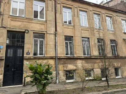 Приміщення на вул. Вишенського, 38 м.кв. Львів