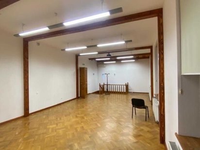 Продаж комерційне приміщення Львів вул Федьковича ближній центр Львів