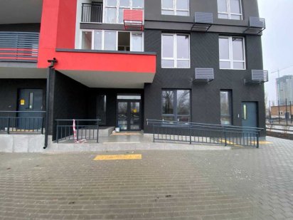 Розстрочка. Фасад 55м² Комерційне приміщення. Готовий будинок. Позняки Київ