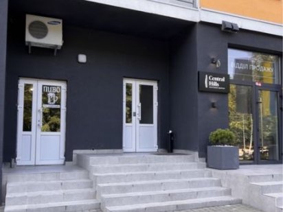 Комерційна нерухомість з орендарями фасад Новобудова