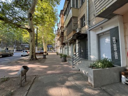 Продаж від власника офісу на вул. Сегедська фасад Одеса