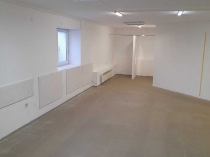 Продаж приміщення з ремонтом 65,3 кв.м по вул.Замарстинівська Львов