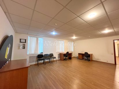 Помещение 90 м2 Золотые Ворота, Львовская площадь, Шевченковский Центр Киев