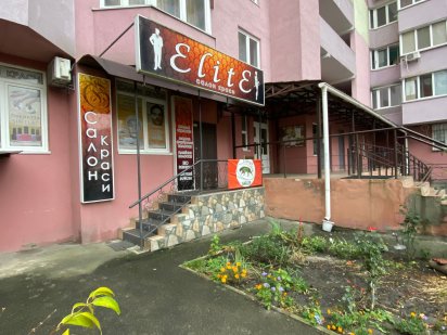 Продається приміщення з окремим входом під будь-який вид діяльності Київ