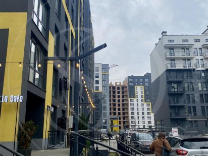 Продаж приміщення 50 м2 вул. Залізнична в новобудові Львів