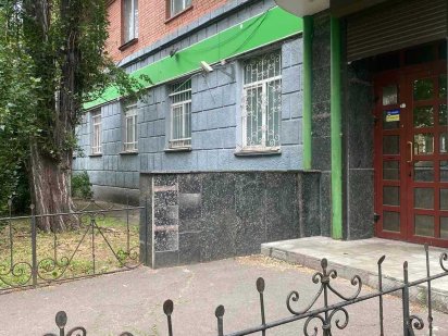 Метро Політехнічний інститут, Лукʼянівська! Прохідне місце! Київ