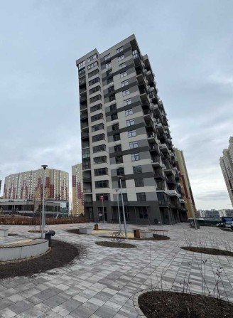 ПРОДАЖ Комерція Варшавський 2 Приміщення 72м фасад\кафе\магазин\салон - фото 1