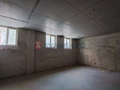 Продаж ком.прим. 37.3м2 вул. Д. Луценка 2в Київ