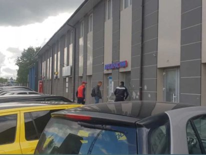 Приміщення з ремонтом 750м(200,510)частину.в.Кукурудзяна з орендарями. Львів