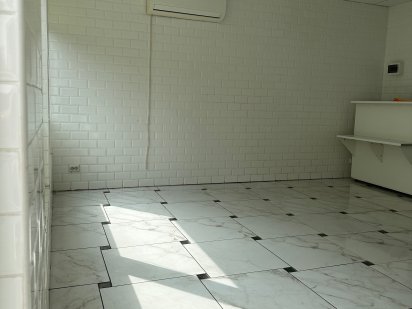 СРОЧНО Продам . комерційне приміщення (магазин) Харьков