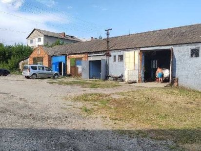 Срочно! Продам территорию под бизнес 40с 2 ангара по 300 м. Харьков