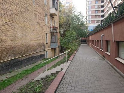 Торгового-офісне приміщення 151 м2 в м.Київ, вул.Жилянська,55 Київ