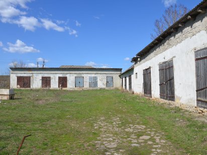 Помещения под(Склад, Производство, Офис, Магазин, Жилье),здания, село Одеса