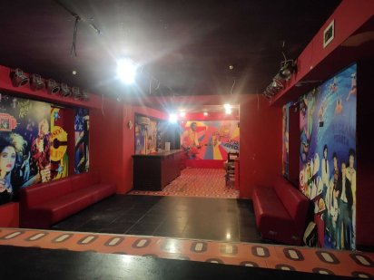 Продам подвальное помещение  950 кв. м. Екатерининская Дерибасовская Одесса