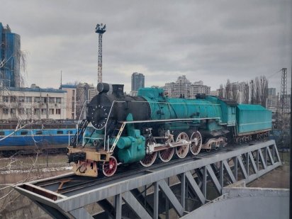 Бизне Центр Паровоз 1400кв.м. 2.7млн$ Киев