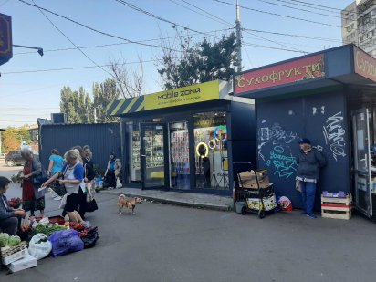 Продаж МАФ б-р Чоколівський 19 (площа Космонавтів) (10м2) = 360К Київ