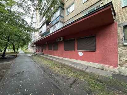 Продаж нежитлового приміщення вул. Новодарницька Київ