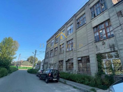 Продажа отдельно стоящего здания  1456 м2  на ул. Грековской Харьков
