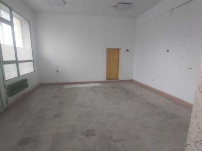 Продам большое  НЕЖИЛОЕ помещение в центре БАВАРИИ - ул.Свинаренко Харьков