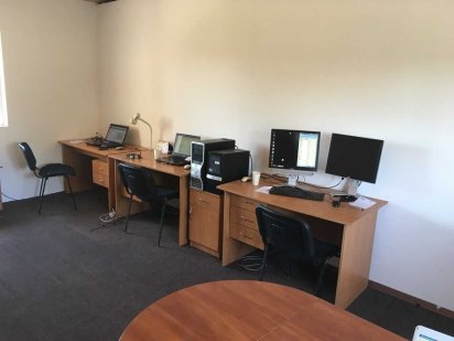 Продаж комерційного приміщення на вул. Карпенка-Карого, Рованці