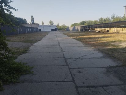 Продам производственную  базу Синельниково