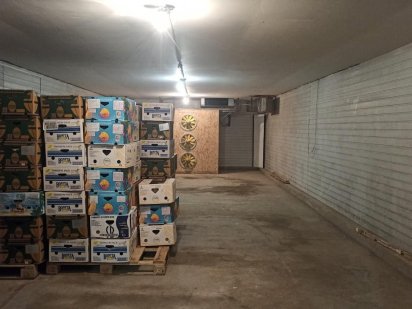 Холодильний комплекс з температурою +- та рампою. Є свердловина Свалява