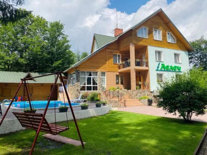 Продаж  готелю в Татарові ( біля Буковелю ) Татарів