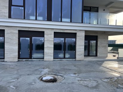 Park lake city комерційне приміщення 70м2 з своїм двориком Подгорцы