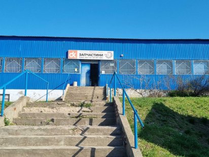 Продам магазин м.Богуслав 300 кв.м. Богуслав