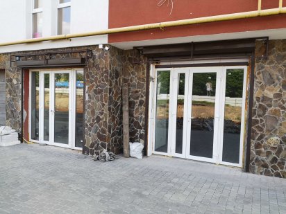 ПРОДАЖ комерційного приміщення з ремонтом в с. Солонка , вул. Стрийска Солонка