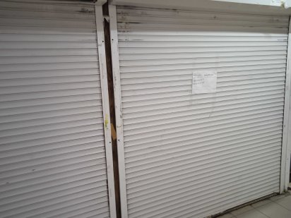 продам ларок на самбірському ринку Самбор