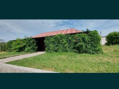 Продам кафе-бар в центрі міста Новый Буг