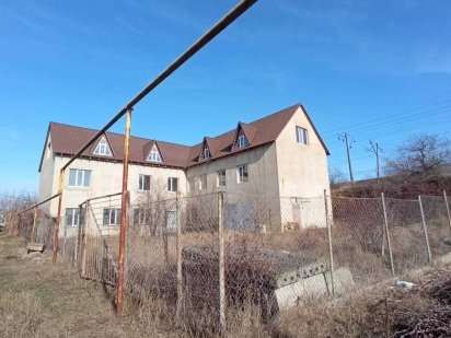 Продается трехэтажный дом 980 кв. м в Сухом Лимане Сухой Лиман
