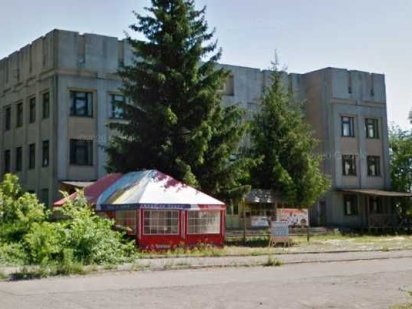 Фасадна адміністративна будівля в зручній локації! Лохвица