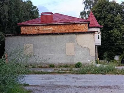 комерційне приміщення вільного призначення площею 563 кв.м. Корець