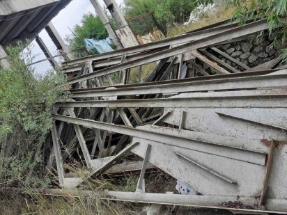 Продаж  складських конструкціі для ангару . Великие Гаи