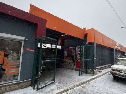 Продам киск магазин на рыке ТРК Украина Степная