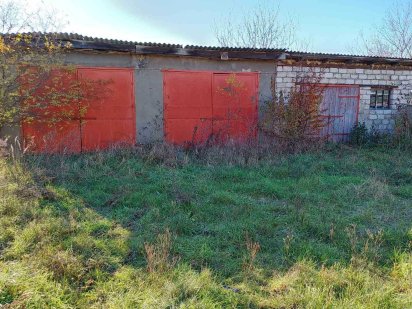 Будівля гаража, площею 105,95 кв.м, Чернівецька обл