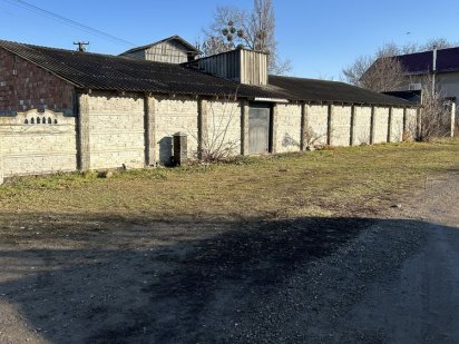 Продам приміщення Молодія