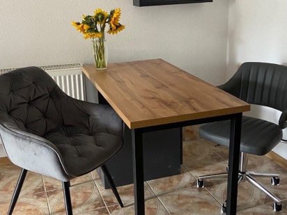 Здається в оренду місце для nails майстра ( педикюр і манікюр) Бердичев