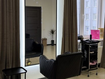 Оренда/ суборенда майстер манікюру перукар Бердичів