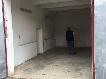 Здаються складські приміщення .Гаражі. Виноградов