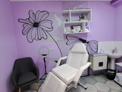 Комерційне приміщення під салон краси фасад Вишгород ЖК"Київські зорі" Вышгород