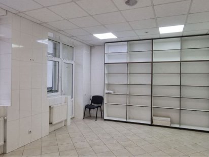 Здам в оренду приміщення в центрі міста поруч з ринком Кам'янець-Подільський