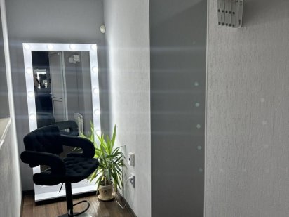 Аренда рабочего места парикмахера, визажиста, бровиста Краматорск