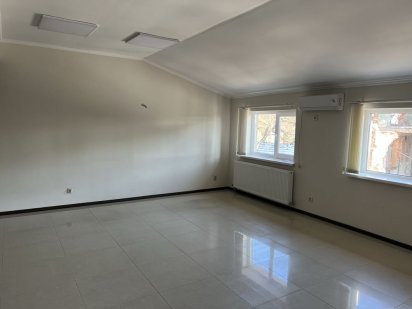 Оренда офісу Мукачево