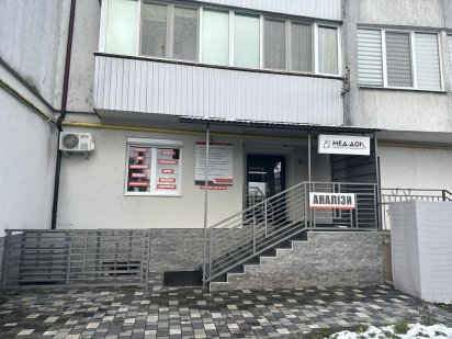 Здається в оренду двоповерхове приміщення Мукачево