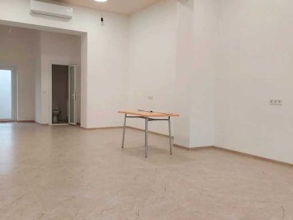 Здається спеціальне приміщення на вул. Івана Франка 16, площа 70 кв.м Мукачево